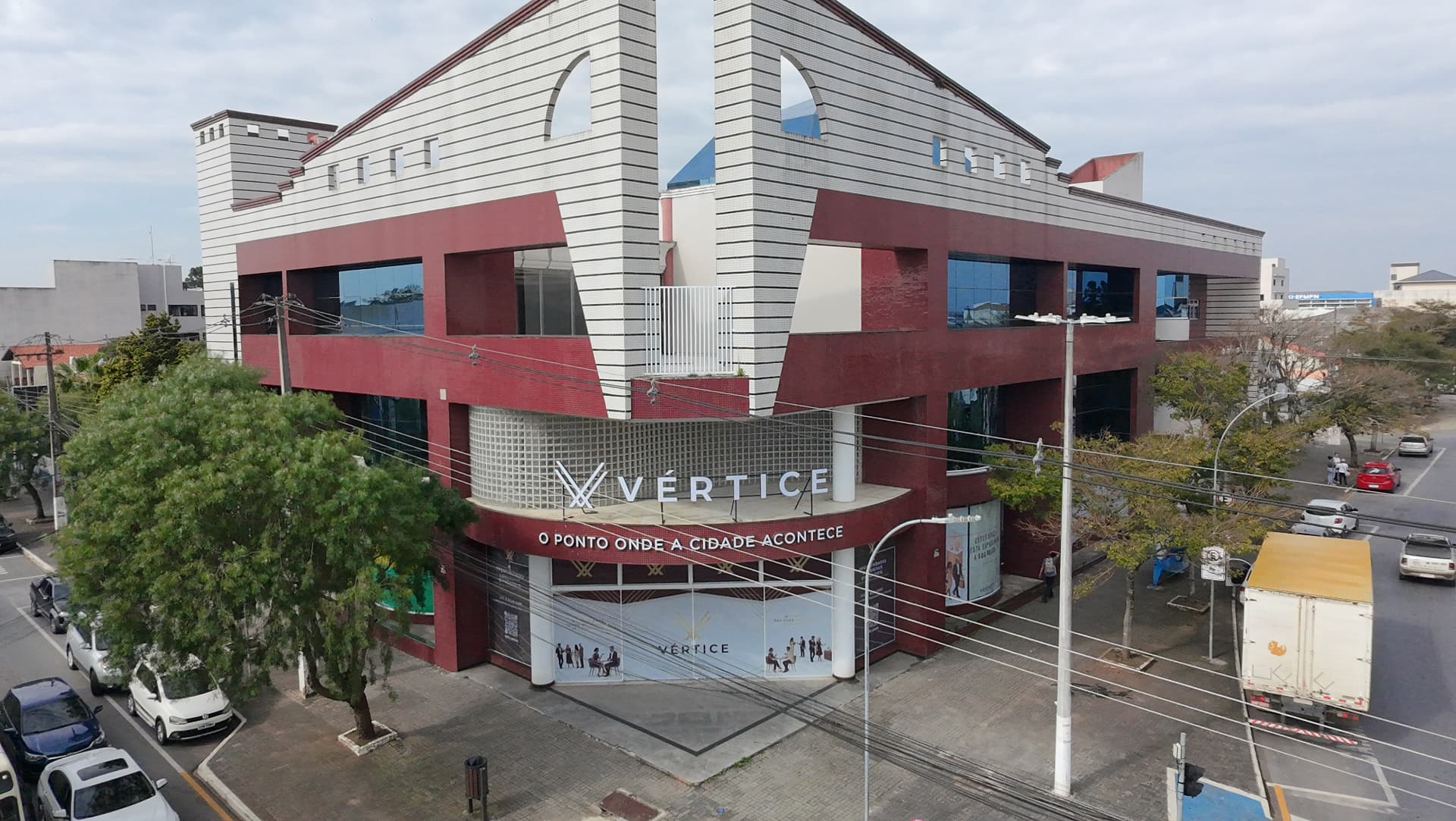 Fachada do VÉRTICE Araucária